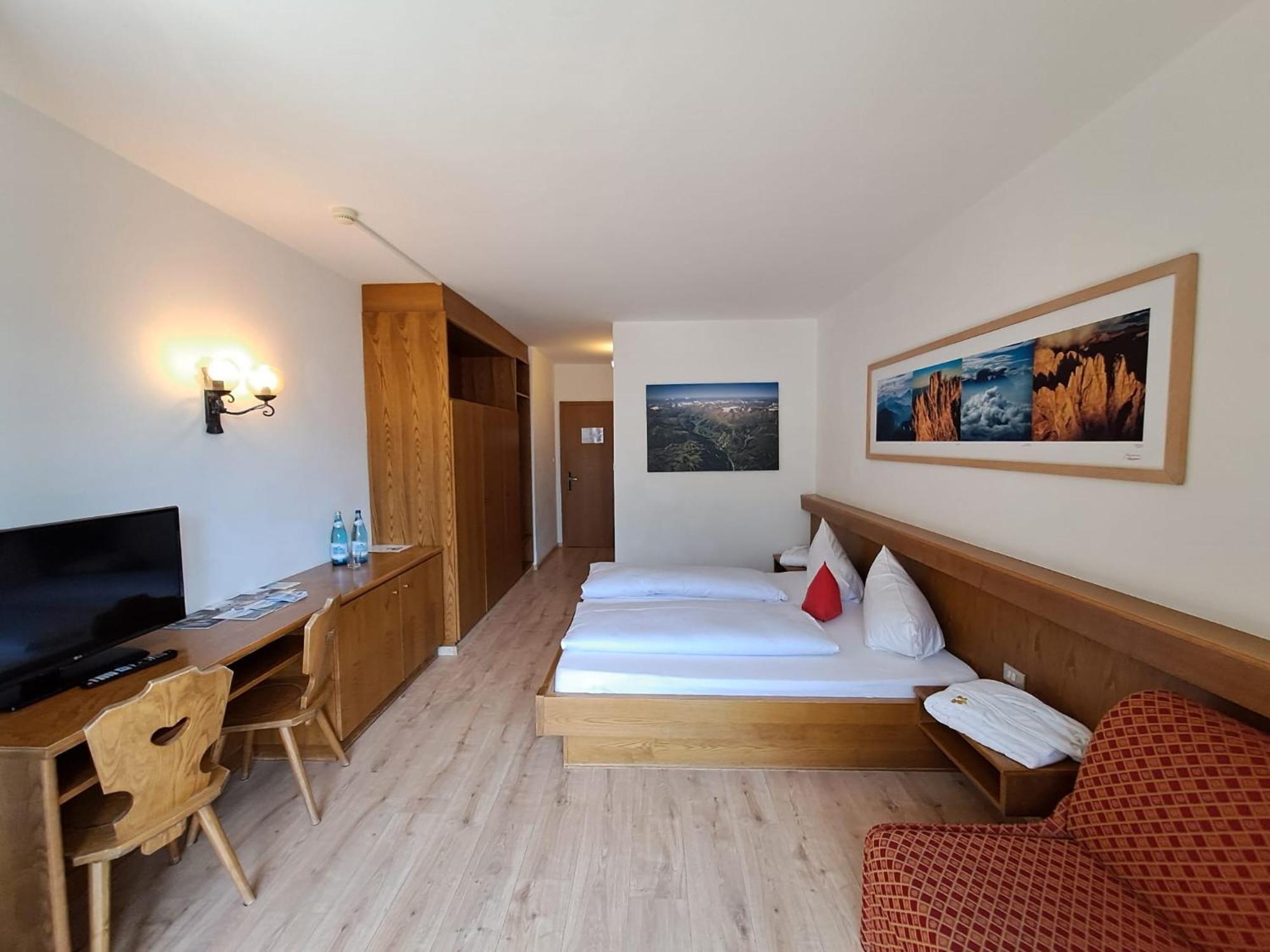 Smart Hotel Firn Madonna  Exteriör bild
